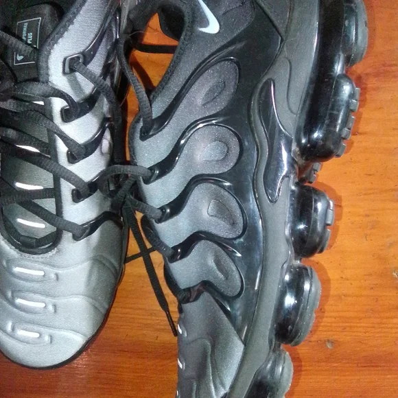 Nike Vapor Max Plus Worn Around The House Gf Bought Too Small sz 10 - Picture 3 of 10